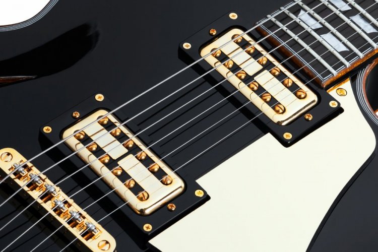 Schecter Coupe BLK - Elektrická kytara