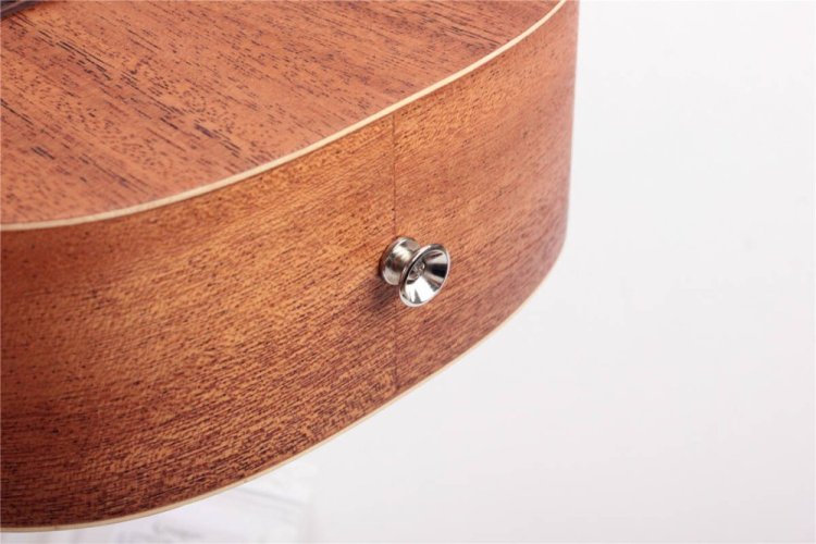 Zaczep do paska gitary Kera Audio MD-01B