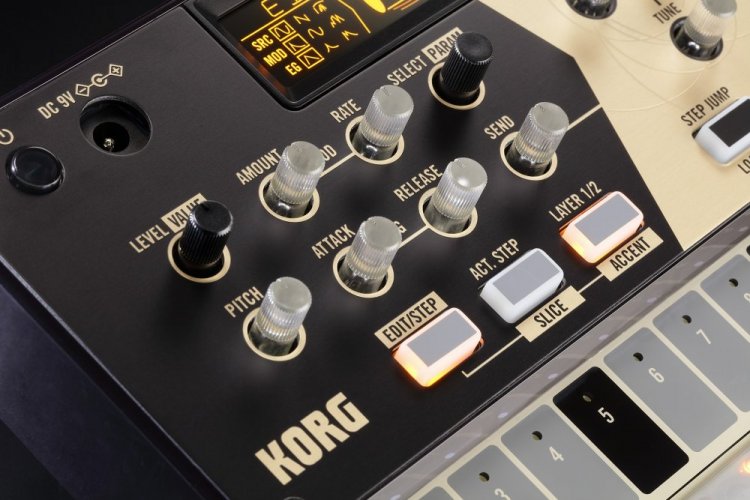 Korg VOLCA DRUM + KA350 - Cyfrowy syntezator perkusyjny