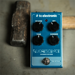 TC Electronic Fluorescence Shimmer Reverb - Gitarový efekt