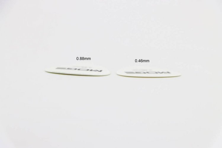 MOGE 0.46mm - trsátko na kytaru