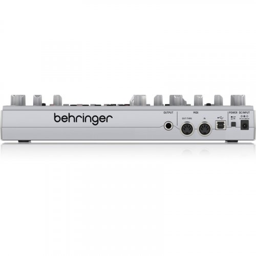 Behringer TD-3-SR - analogový basový syntezátor