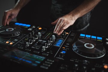 Co vše potřebuje DJ: vyberte správnou techniku